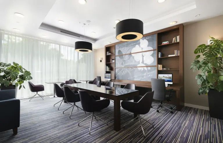 Hampton by Hilton Kraków Work Zone