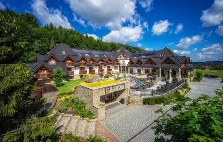 Hotel & SPA Czarny Groń - photo 1