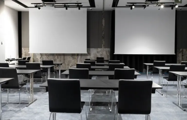 Hotel Moderno - photo 1