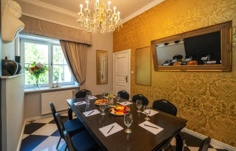 Hotel Pałac Alexandrinum - photo 1