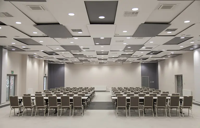 Papaver Hotel Slesin sala konferencyjna Szafirowa