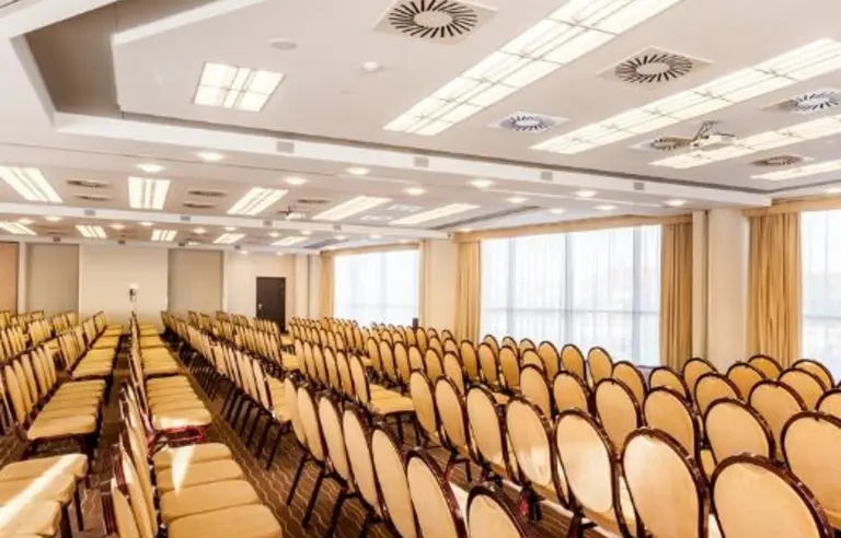 Qubus Hotel Kraków - zdjęcie 1