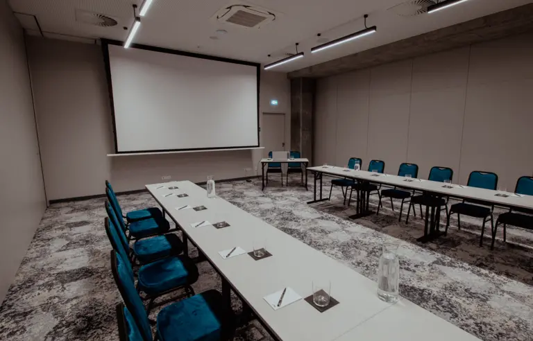 GATE 4 układ ushape