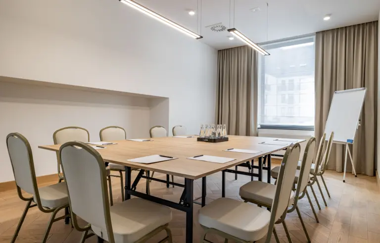 Sala Etiuda Hotel Opera