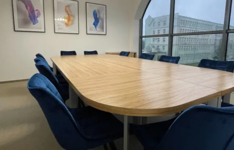 Krajowe Stowarzyszenie Wspierania Przedsiębiorczości Konskie sala konferencyjna