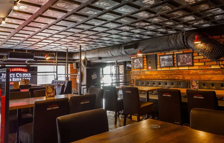 Jack's Cinema Bar & Restaurant - zdjęcie 1