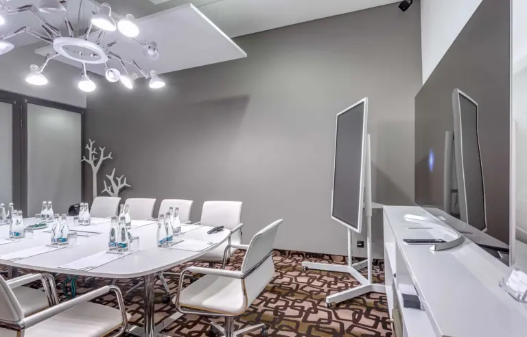 Holiday Inn Resort Warszawa Józefów - photo 1