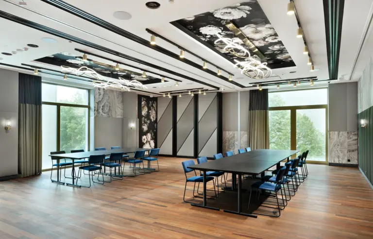 Hotel Moderno - photo 1