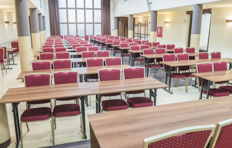 Spółdzielcze Centrum Szkoleniowo-Konferencyjne Żurawia - zdjęcie 1