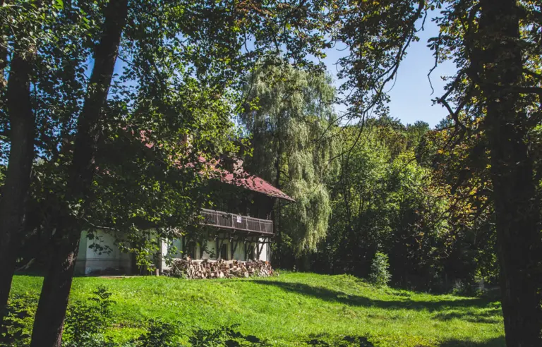 Rózin Pstrągarnia Stary dom - sala konferencyjna
