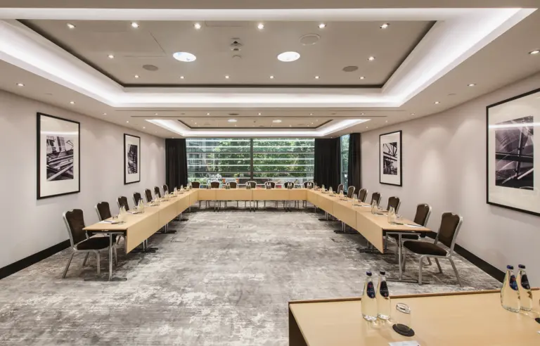 Radisson Collection Hotel Warszawa - zdjęcie 1