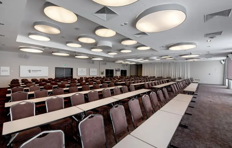 Hotel Bukovina - zdjęcie 1