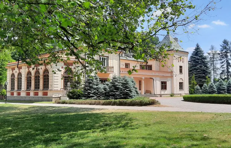 Zielony Kompleks Dwór Ostoya Jasionka