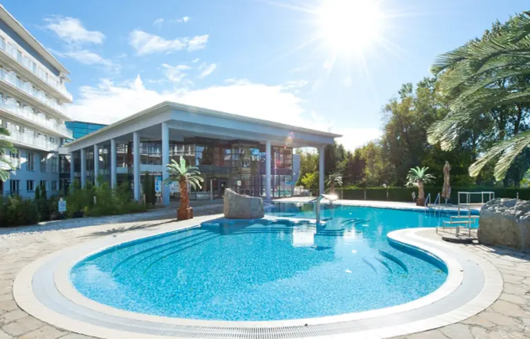 Ikar Plaza Kolobrzeg