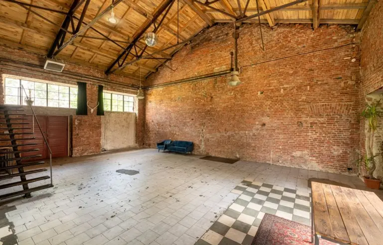 Kwadrat Praski Studio 200