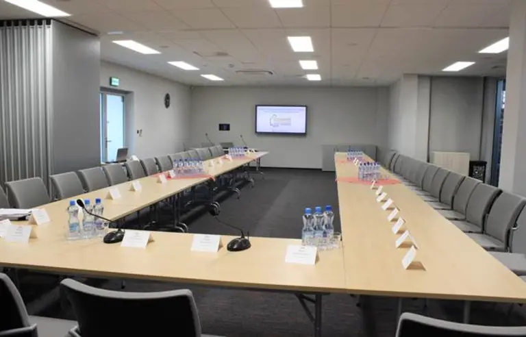 Regionalne Centrum Sportowe w Lubinie sala konferencyjna