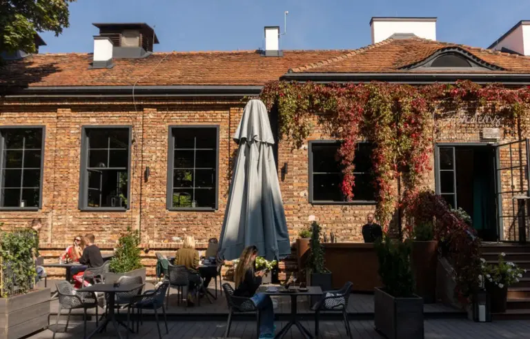 Gardens by Fort Warszawa