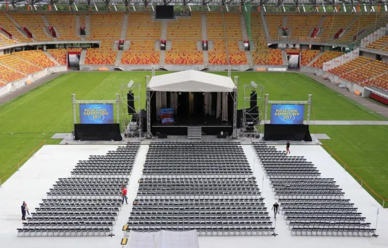 Stadion Miejski w Białymstoku płyta