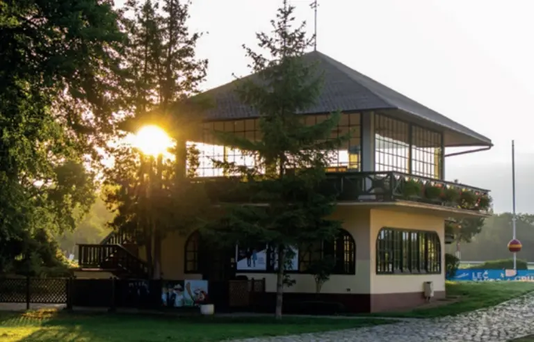 Wrocławski Tor Wyścigów Konnych - Partynice - zdjęcie 1