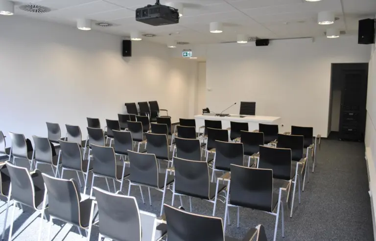 Centrum Zaawansowanych Materiałów i Technologii CEZAMAT Politechniki Warszawskiej - zdjęcie 1