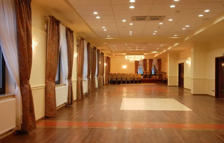 HOTEL ZAWIERCIE - zdjęcie 1