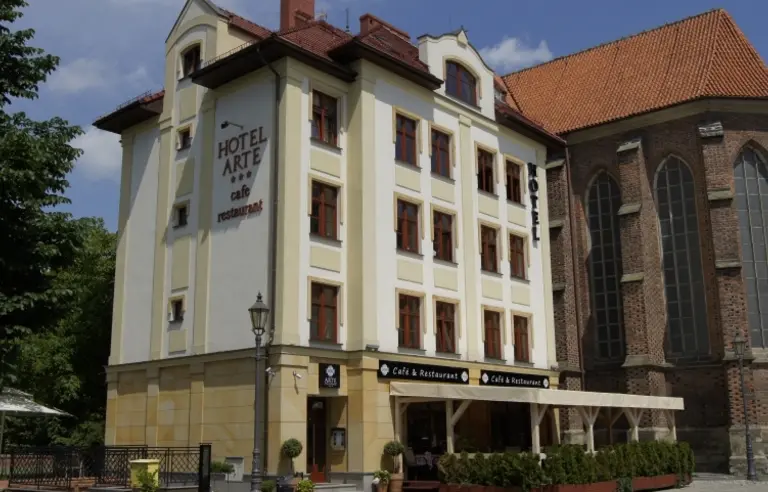 Hotel Arte - photo 1