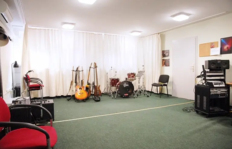 Bemowskie Centrum Kultury - photo 1