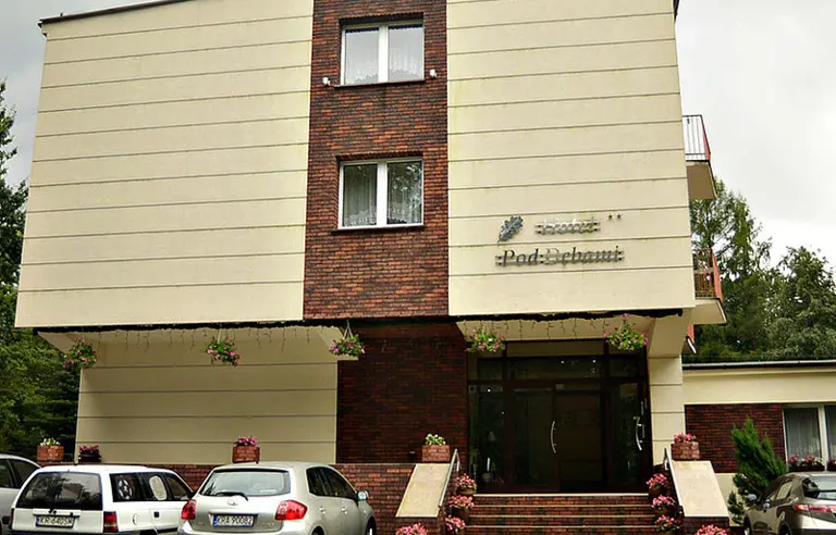 Hotel Pod Dębami Osieczany - OBIEKT ZAMKNIĘTY - zdjęcie 1