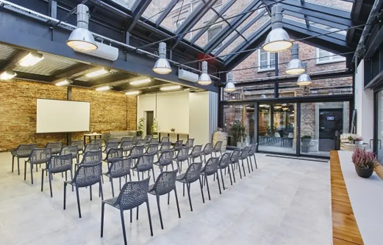 Arthotel Stalowa 52 Warszawa sala konferencyjna