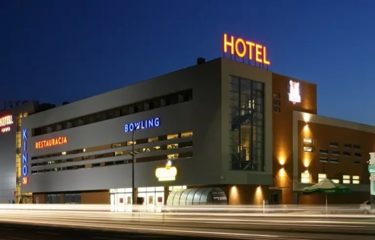 Centrum Rozrywkowo-Konferencyjne Planeta - photo 1