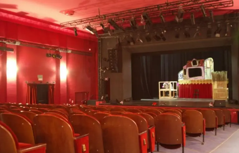 Teatr Baj Pomorski w Toruniu - photo 1