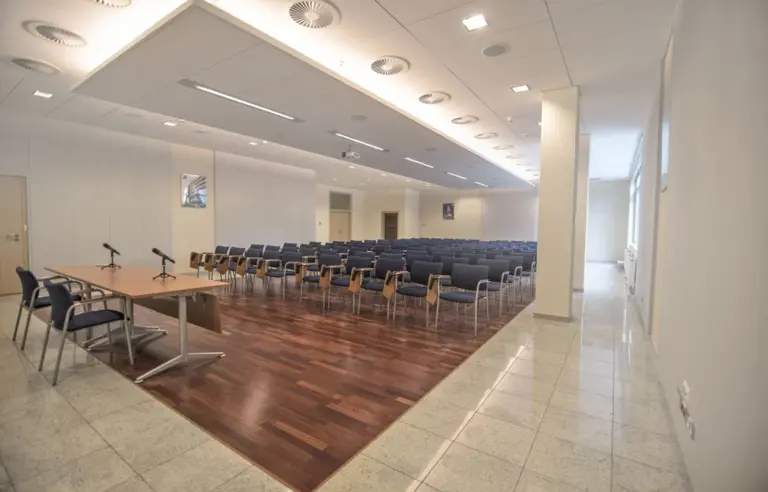 Sale Omega Poznan sala konferencyjna