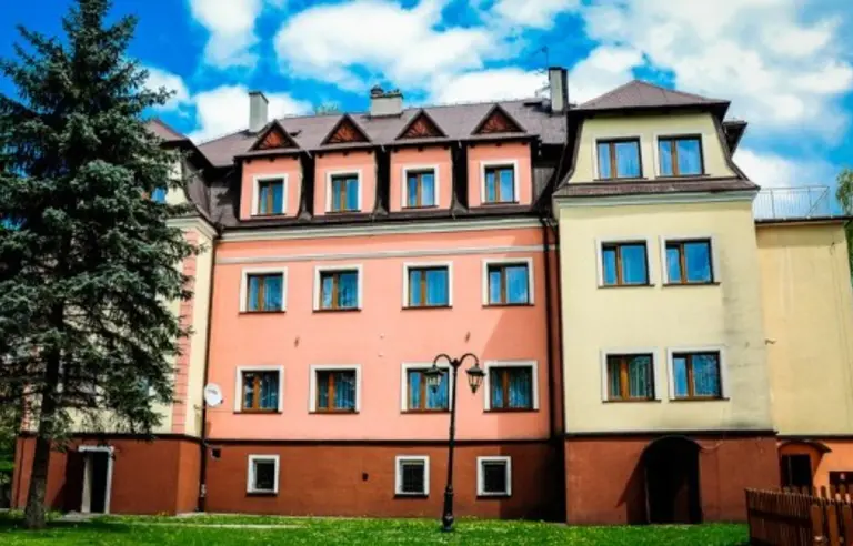 Pensjonat Royal Rabka-Zdrój - OBIEKT ZAMKNIĘTY - photo 1