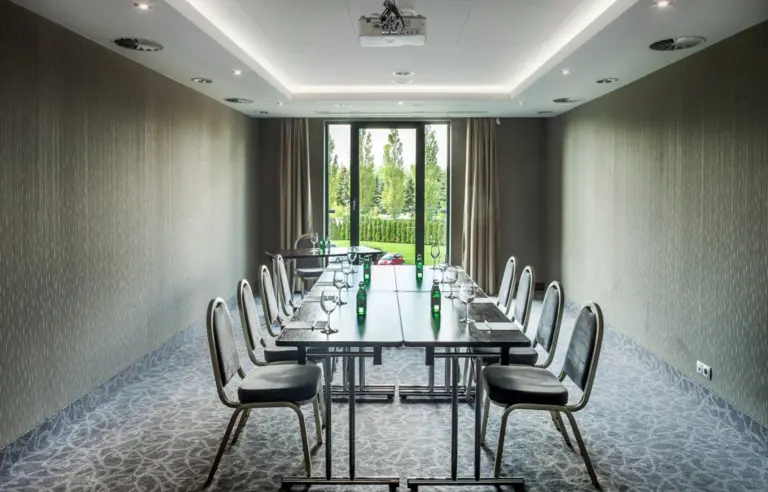 Hotel Warszawianka Centrum Kongresowe - photo 1