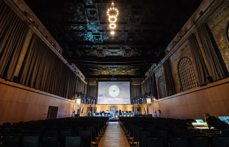 Pawelana w układzie teatralnym