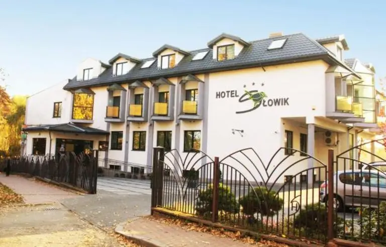 Hotel Słowik - photo 1