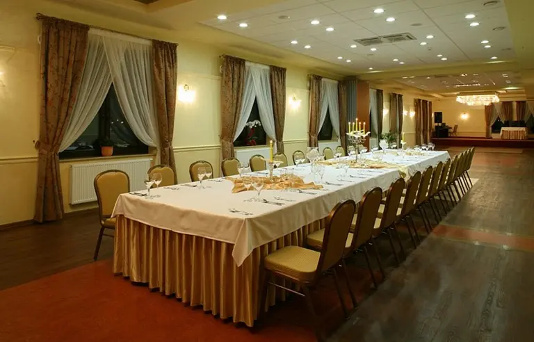 HOTEL ZAWIERCIE - zdjęcie 1