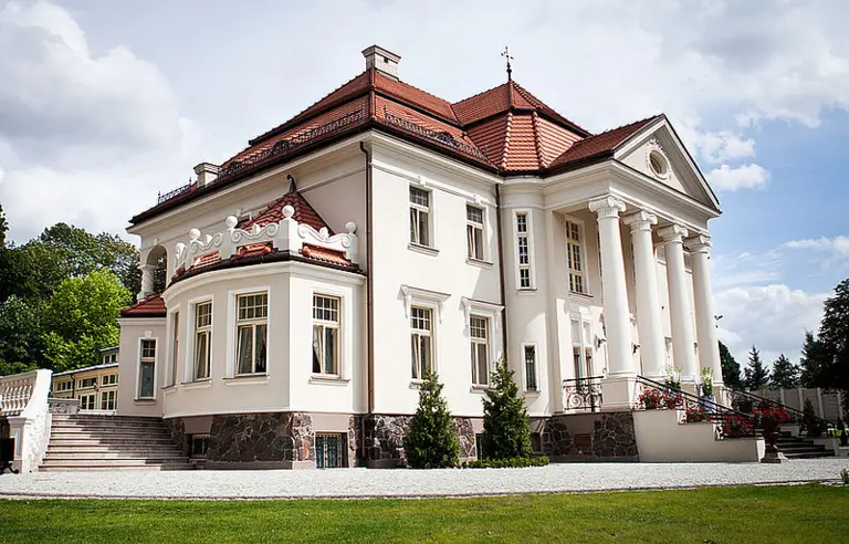 Pałac Tłokinia - zdjęcie 1