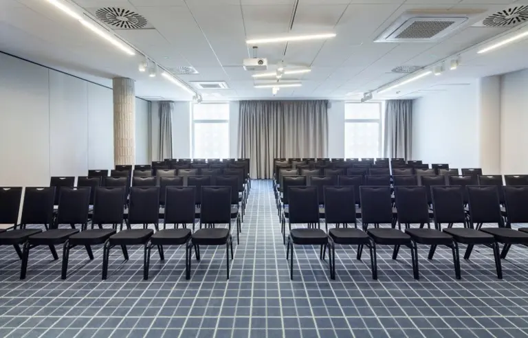 Hotel Altus Poznań - photo 1