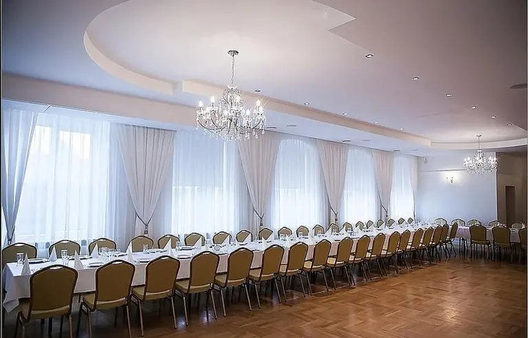 Hotel Piemont - OBIEKT ZAMKNIĘTY - zdjęcie 1