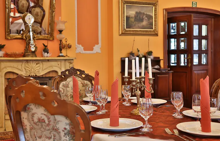 Dwór Szczepańskich w Woszczycach - zdjęcie 1