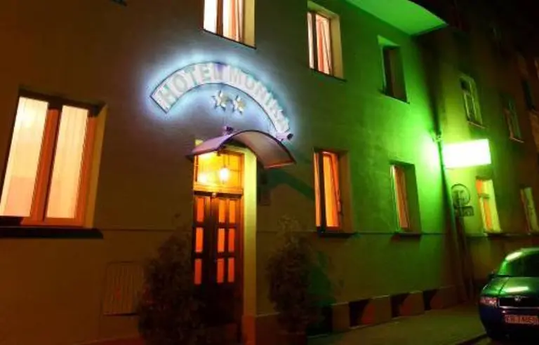 Hotel Monika - OBIEKT ZAMKNIĘTY - zdjęcie 1