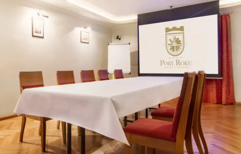 Hotel Pory Roku Pokrzydowo - photo 1