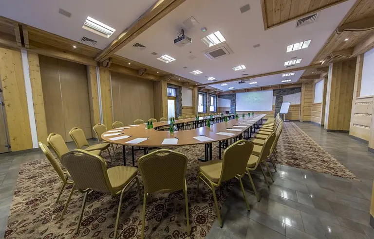 Hotel Toporów - photo 1