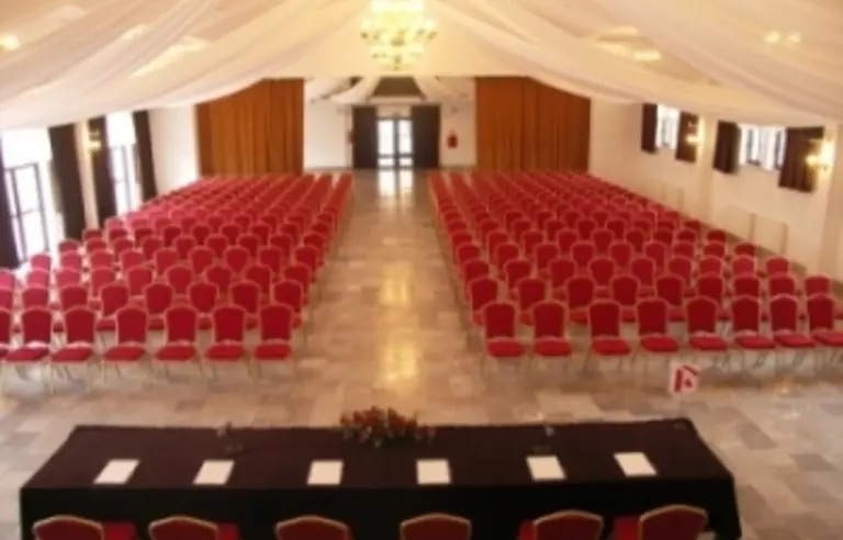 Hotel Zamek Pułtusk  Dom Polonii - photo 1