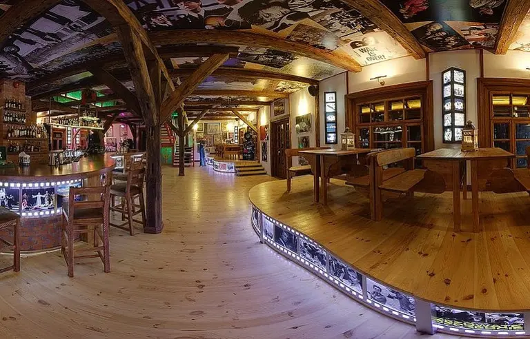Szkoła 69 Music Club And Restaurant - OBIEKT ZAMKNIĘTY - zdjęcie 1