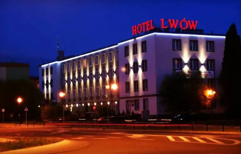 Hotel Lwów - photo 1