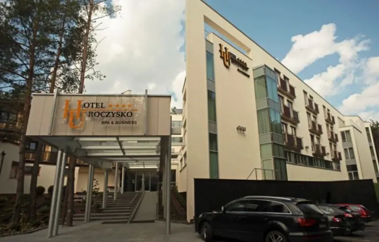 Hotel Uroczysko Spa & Business - photo 1