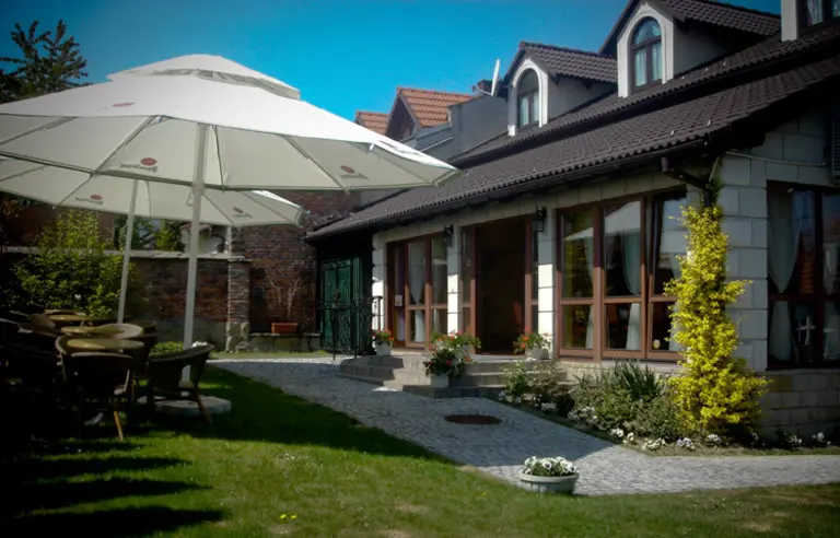 Hotel Villa Del Arte - zdjęcie 1