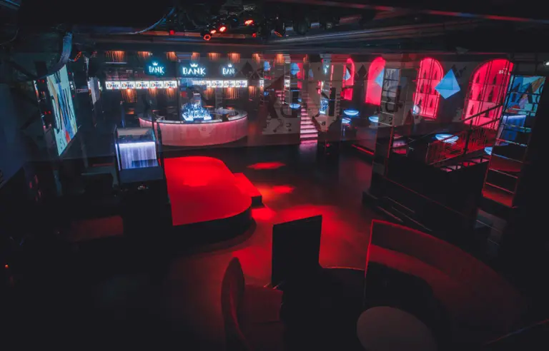 Bank Club - zdjęcie 1